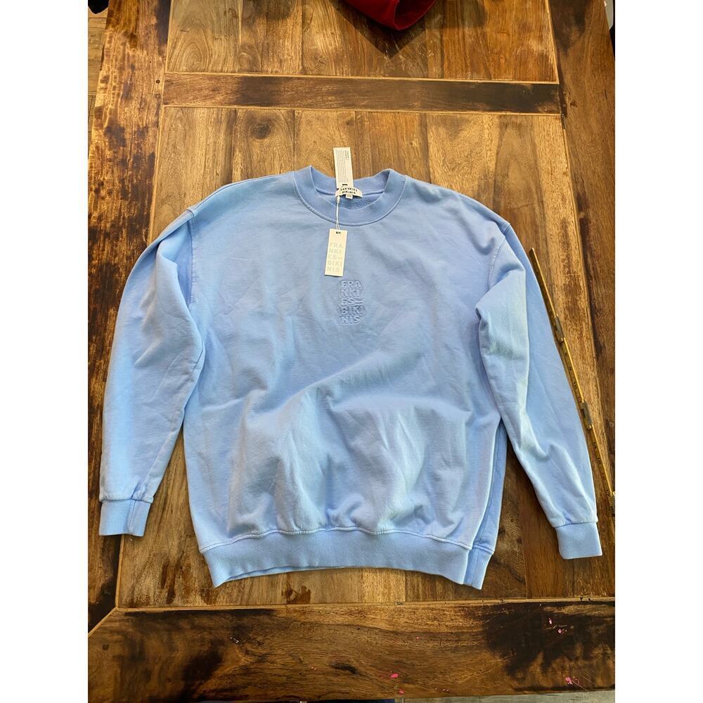 NWT Frankies Bikinis Blue Bennie Crewneck Long Sleeves Sweatshirt Size OS